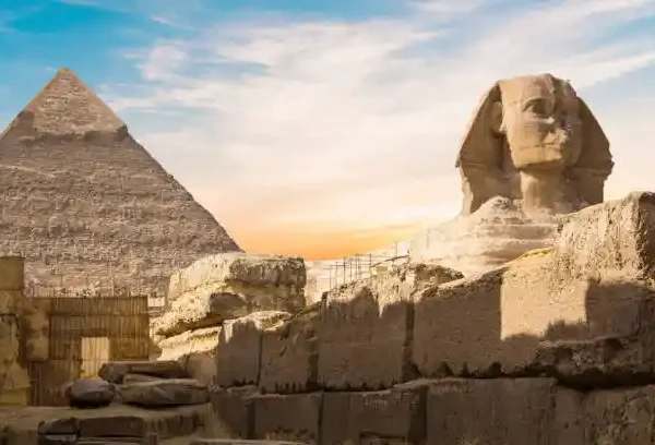 Day Tour to Pyramids & Egyptian museum